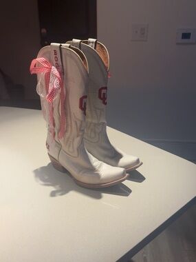 OU Game Day White Leather Boots 10.5